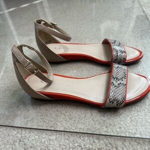 CL BY LAUNDRY ORANGE TAN SNAKESKIN 7 1/2